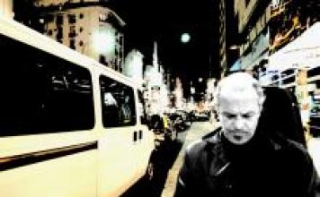 EDGARDO ACUÑA – “ Tango, pasión y guitarra en movimiento ”