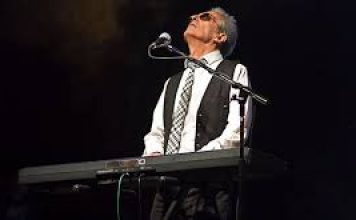 CIRO FOGLIATTA, con la música en sus manos…