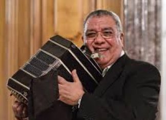 Entrevista a DINO SALUZZI, magia de bandoneón!