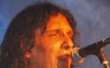 RICARDO SOULE, UN JUGLAR DENTRO DEL ROCK…