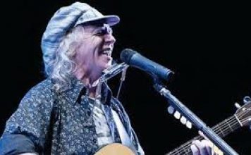 Entrevista a MIGUEL CANTILO, poeta atemporal