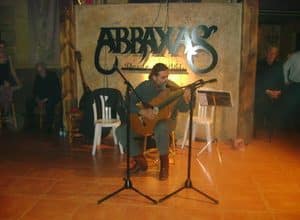 ALBERTO FUGGINI: guitarrista, compositor, investigador