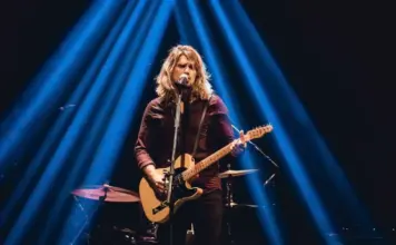 SEBA DUBAR: «DESDE QUE COMPRÉ MI PRIMERA GUITARRA NO HUBO UN DÍA QUE NO LA HAYA TOCADO»