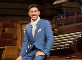 JOEL VILLAGRA, UN MÚSICO ARGENTINO EN EL CORO MÁS GRANDE DEL MUNDO!!